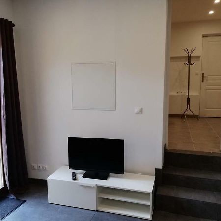 Maison Duplex & Appartement Sur Cour La Ferté-Gaucher Екстериор снимка