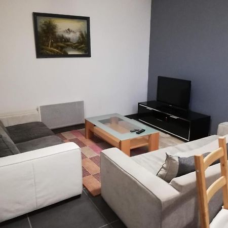 Maison Duplex & Appartement Sur Cour La Ferté-Gaucher Екстериор снимка
