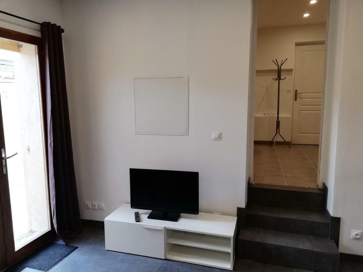 Maison Duplex & Appartement Sur Cour La Ferté-Gaucher Екстериор снимка